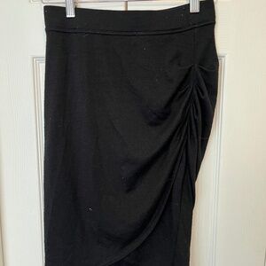 Wilfred from Aritizia size S pull up skirt